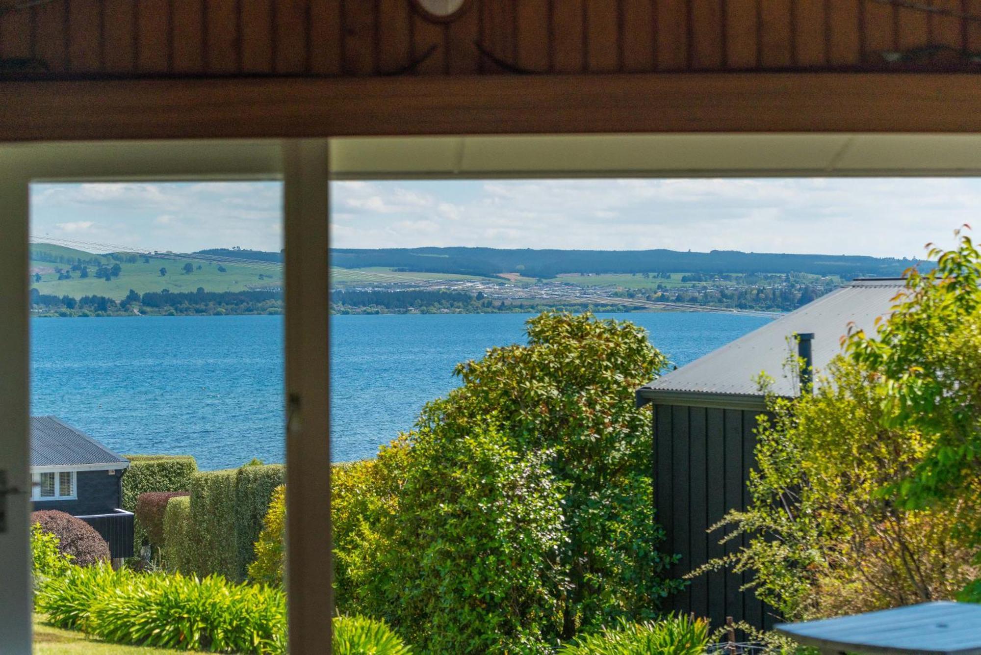 Lakeview Cottage - Rainbow Point Holiday Home تاوبو المظهر الخارجي الصورة